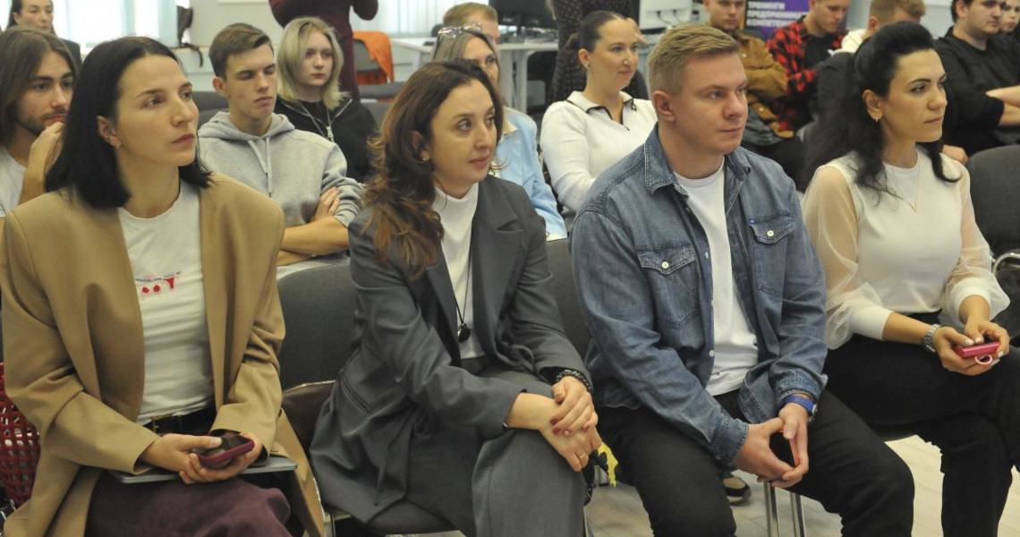Участники акселератора «ТЕХНОСФЕРА» обсудили запуск бизнеса и меры господдержки с тамбовскими предпринимателями