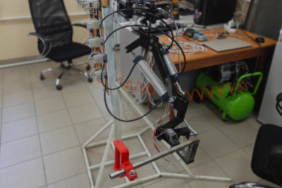 Учёные молодёжной VR-лаборатории ТГТУ разработали цифровой метод повышения безопасности медицинских экзоскелетов